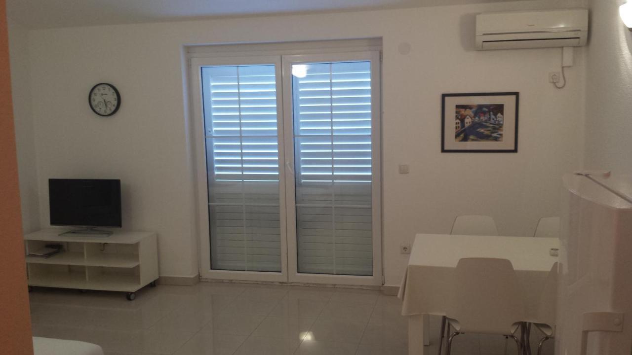 Apartments Irena Водице Экстерьер фото
